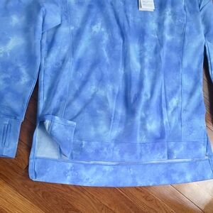 Earth Yoga Blue XL Tie-Dye Top